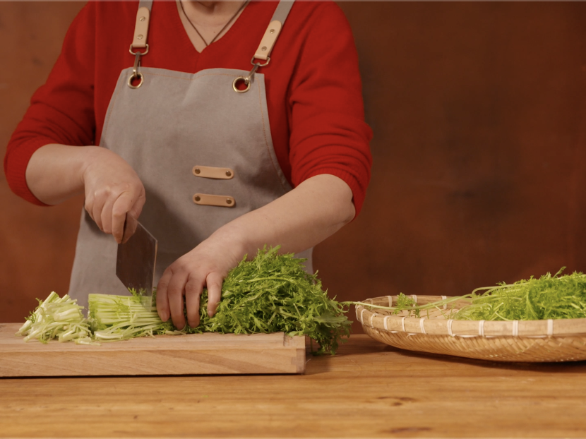 【糖醋银丝芥菜】一道能100%现学现卖的解腻大菜！的做法 步骤1