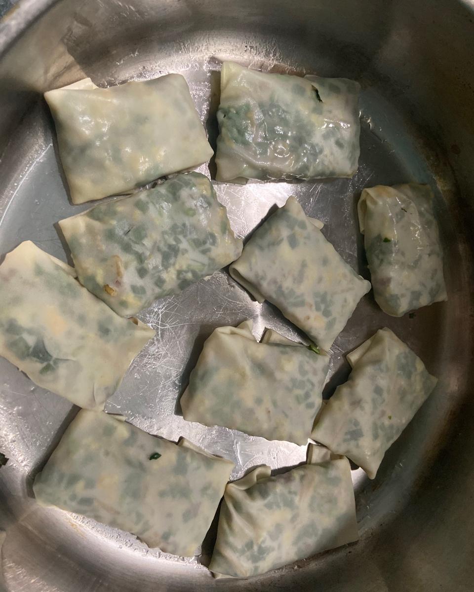 皮薄馅多的韭菜盒子