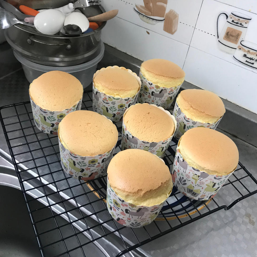 纸杯蛋糕 8寸戚风蛋糕的量