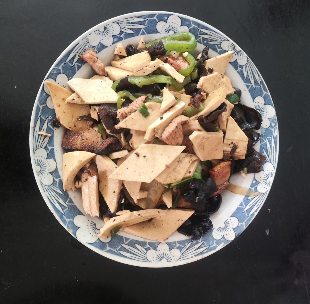 豆腐炒木耳