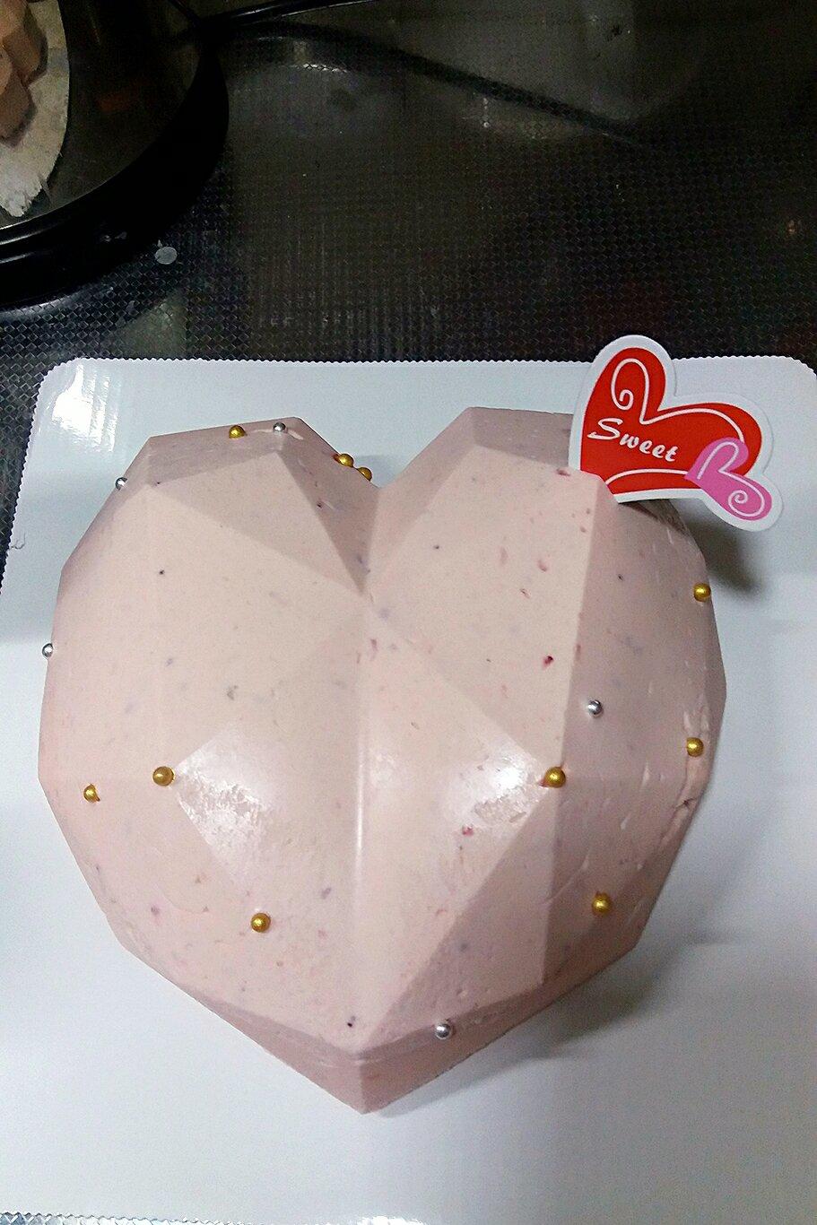 少女❤3D钻石心形覆盆子乳酪慕斯（7寸）
