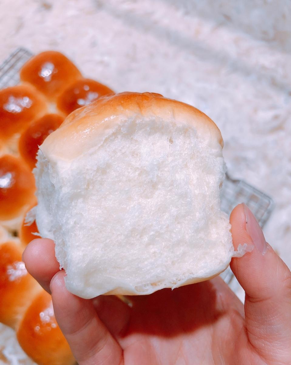 超级柔软拉丝的蜂蜜小餐包