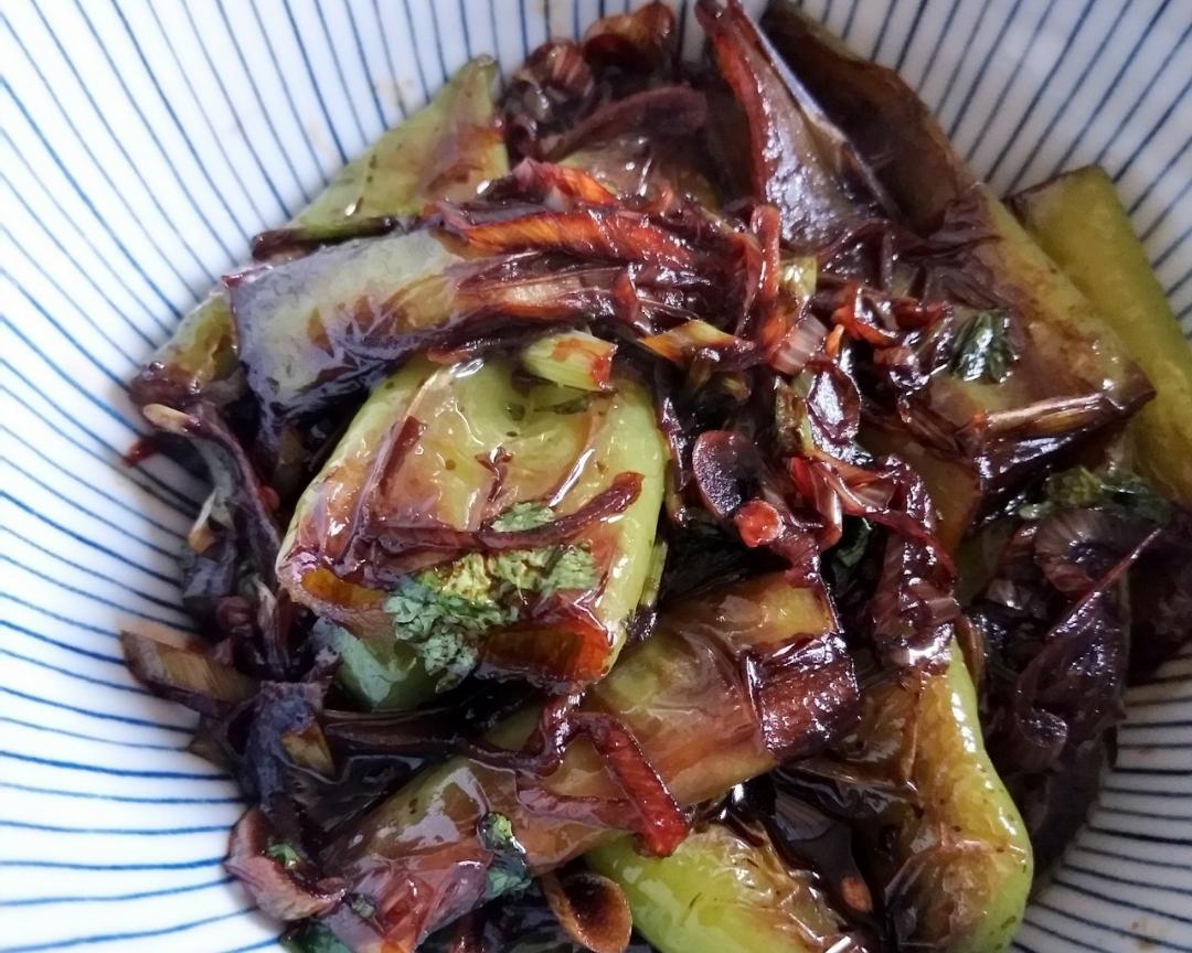 下饭神器！油焖尖椒
