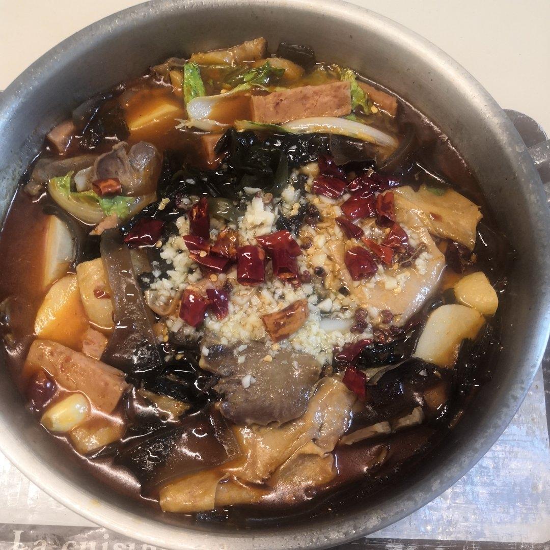 厨师长教你：“毛血旺”的家常做法，味道很棒先收藏起来