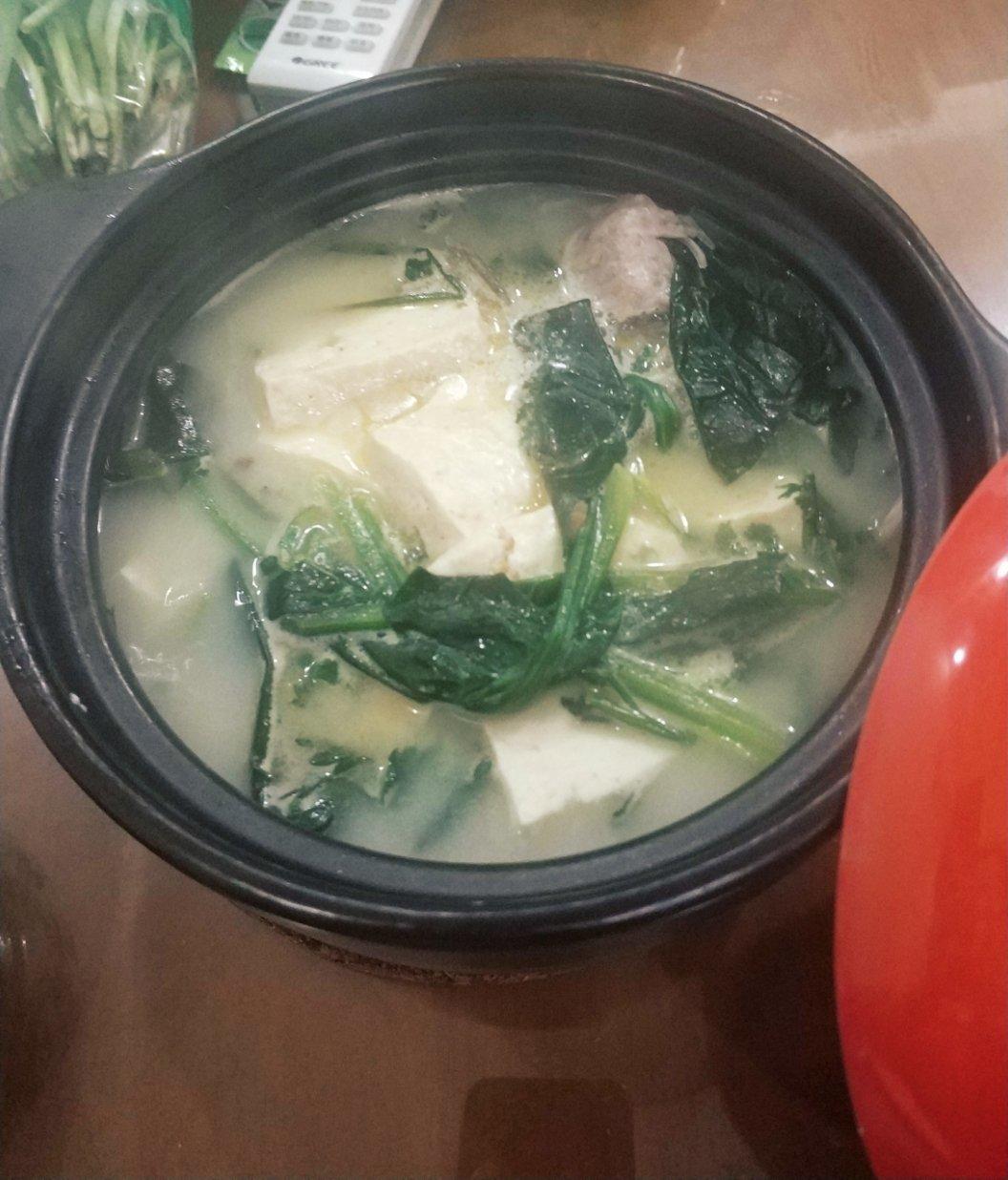 鲫鱼豆腐汤