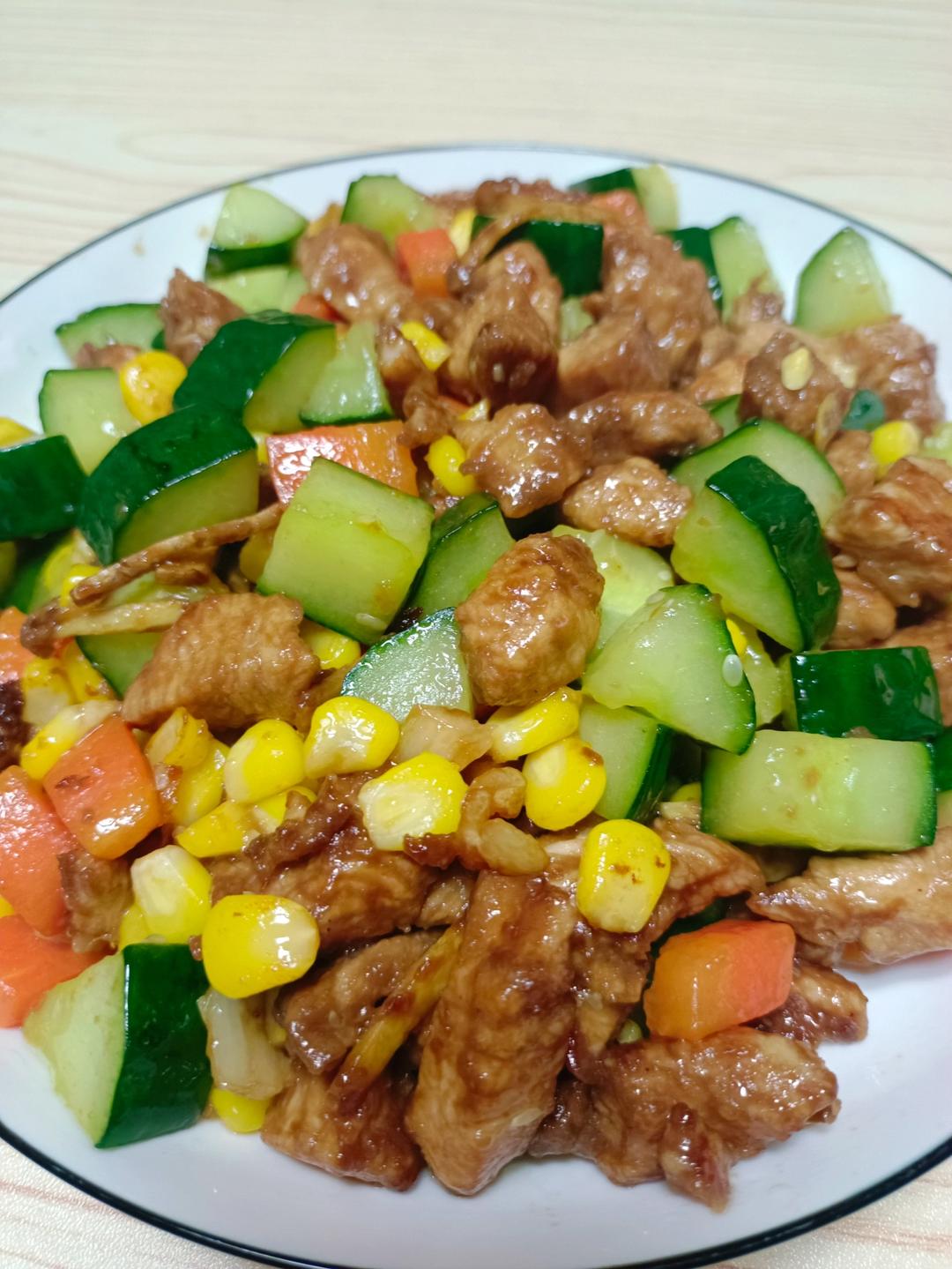 玉米鸡丁