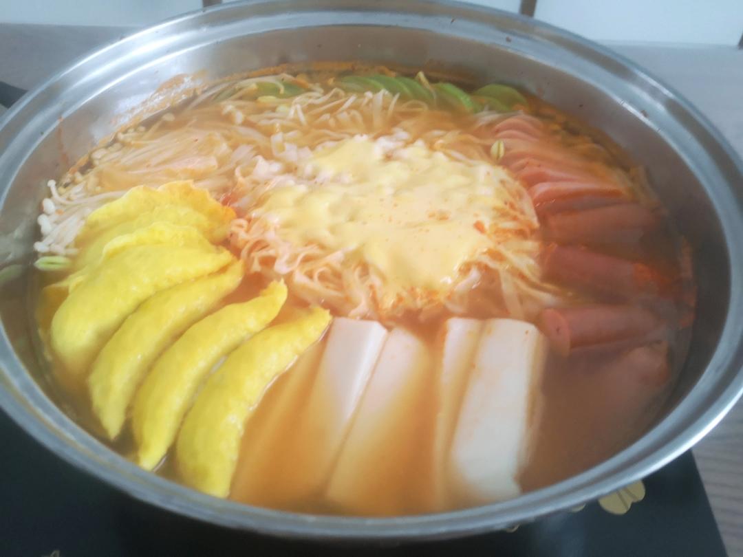 韩式部队火锅