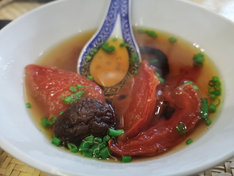 日式番茄干香菇汤的做法
