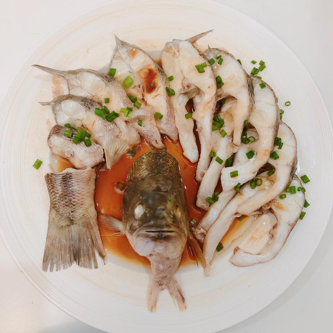 清蒸鲈鱼
