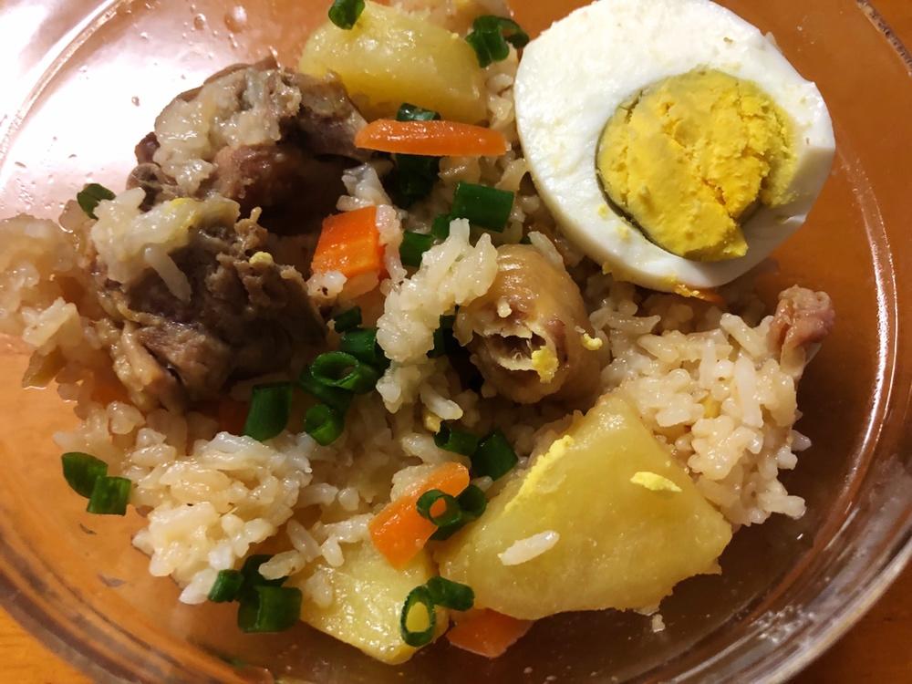 【香菇鸡肉焖饭】