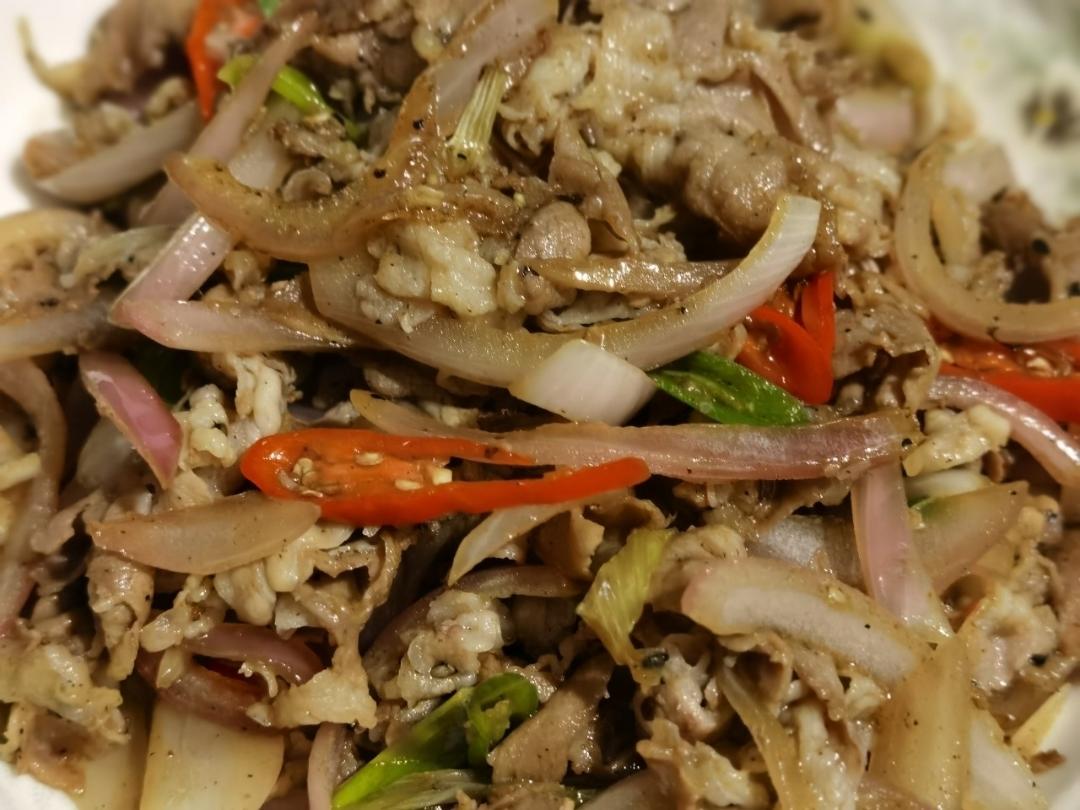 香喷喷的孜然羊肉卷