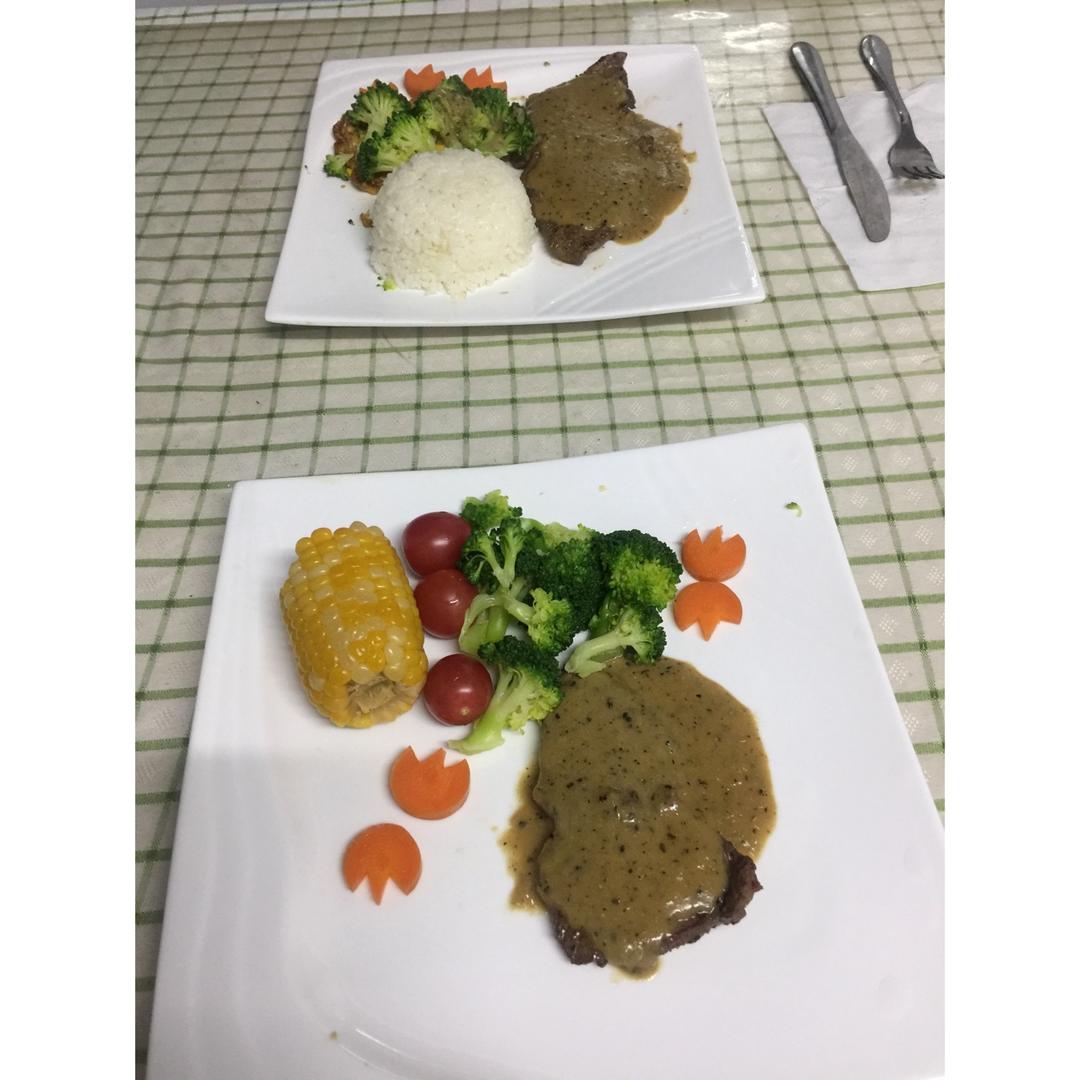 黑椒牛排速成法（付黑椒汁做法）