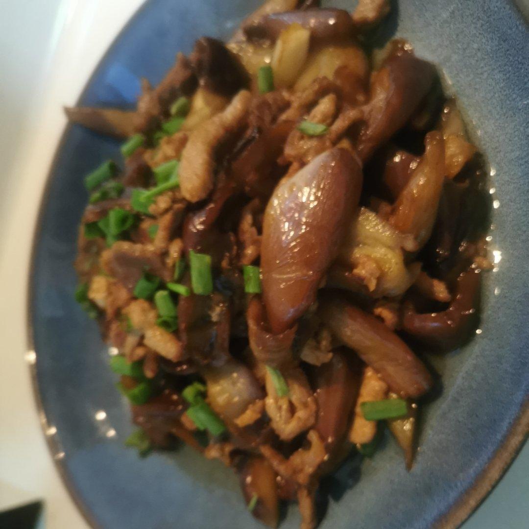 老丁的私房菜-油焖茄子