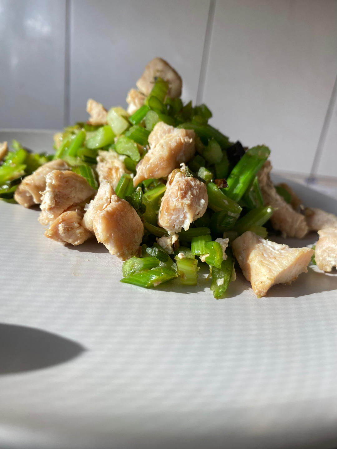 鸡胸肉炒芹菜