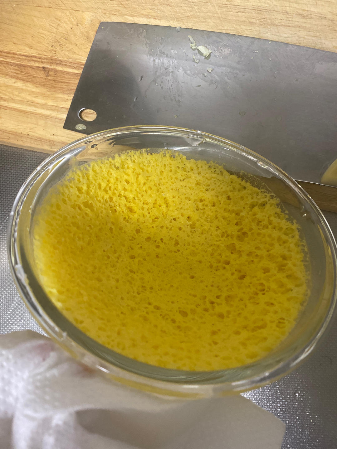 婴儿辅食:蛋黄蒸蛋糕