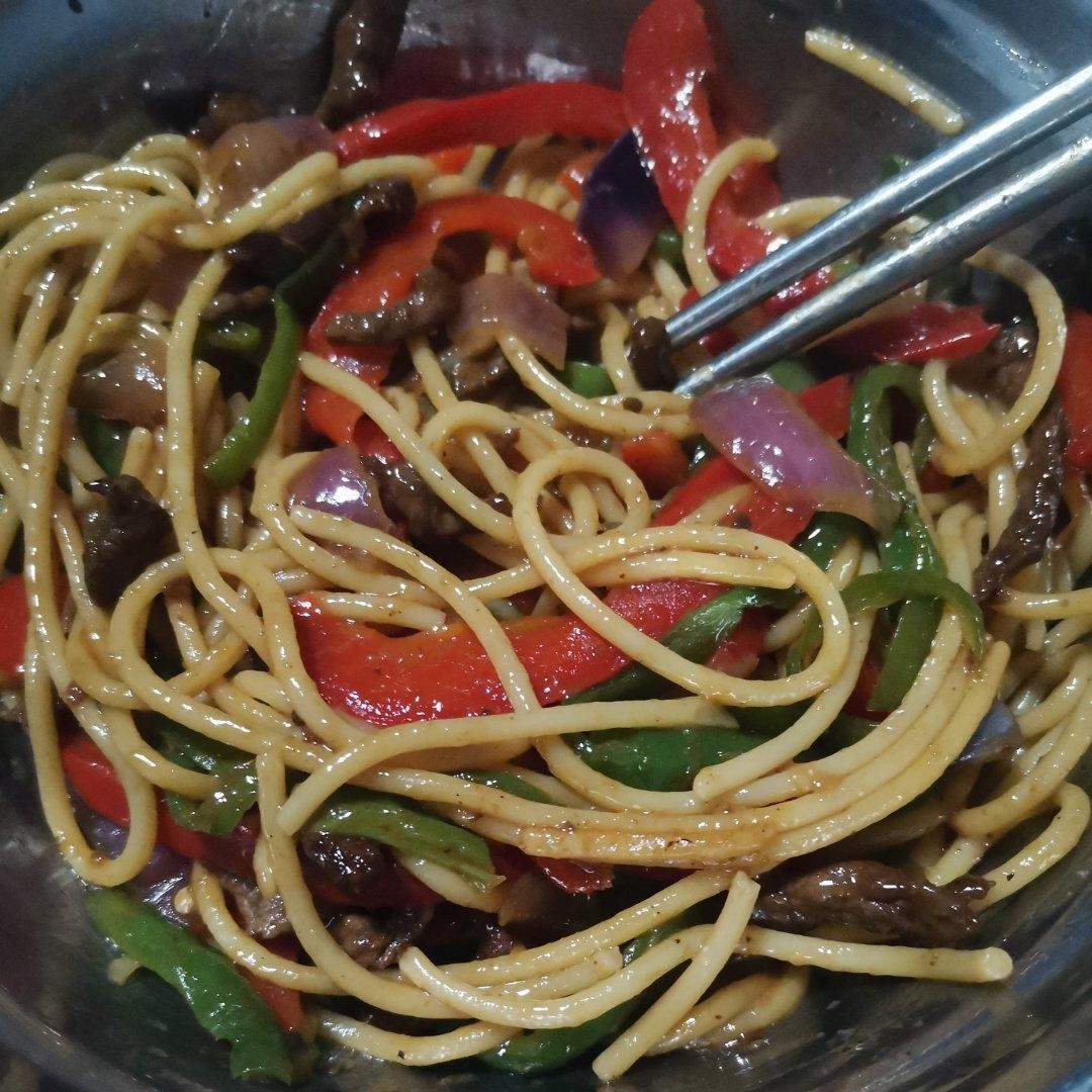 比餐厅好吃的黑椒牛柳意面🍝零失败简单教程
