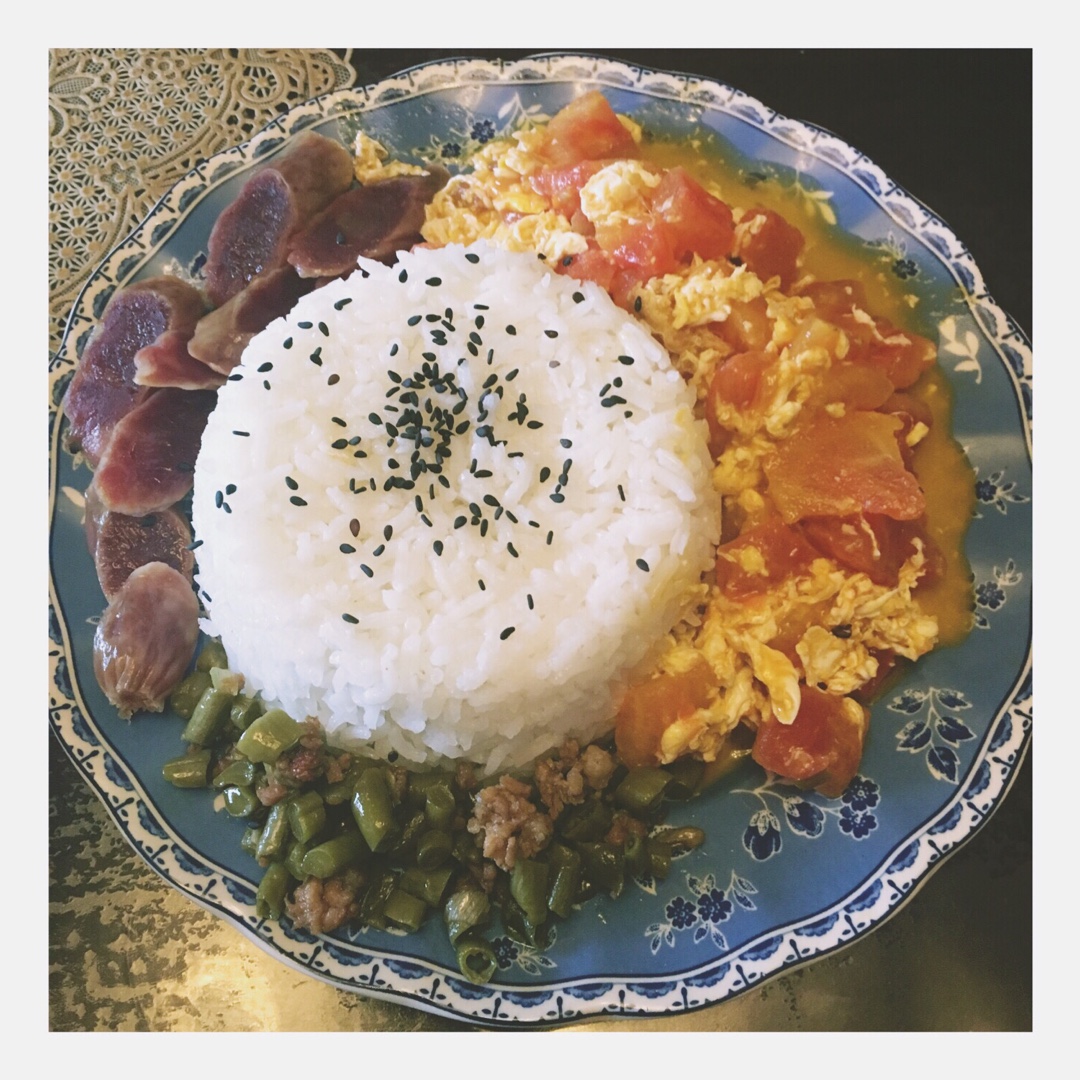 番茄炒蛋盖饭