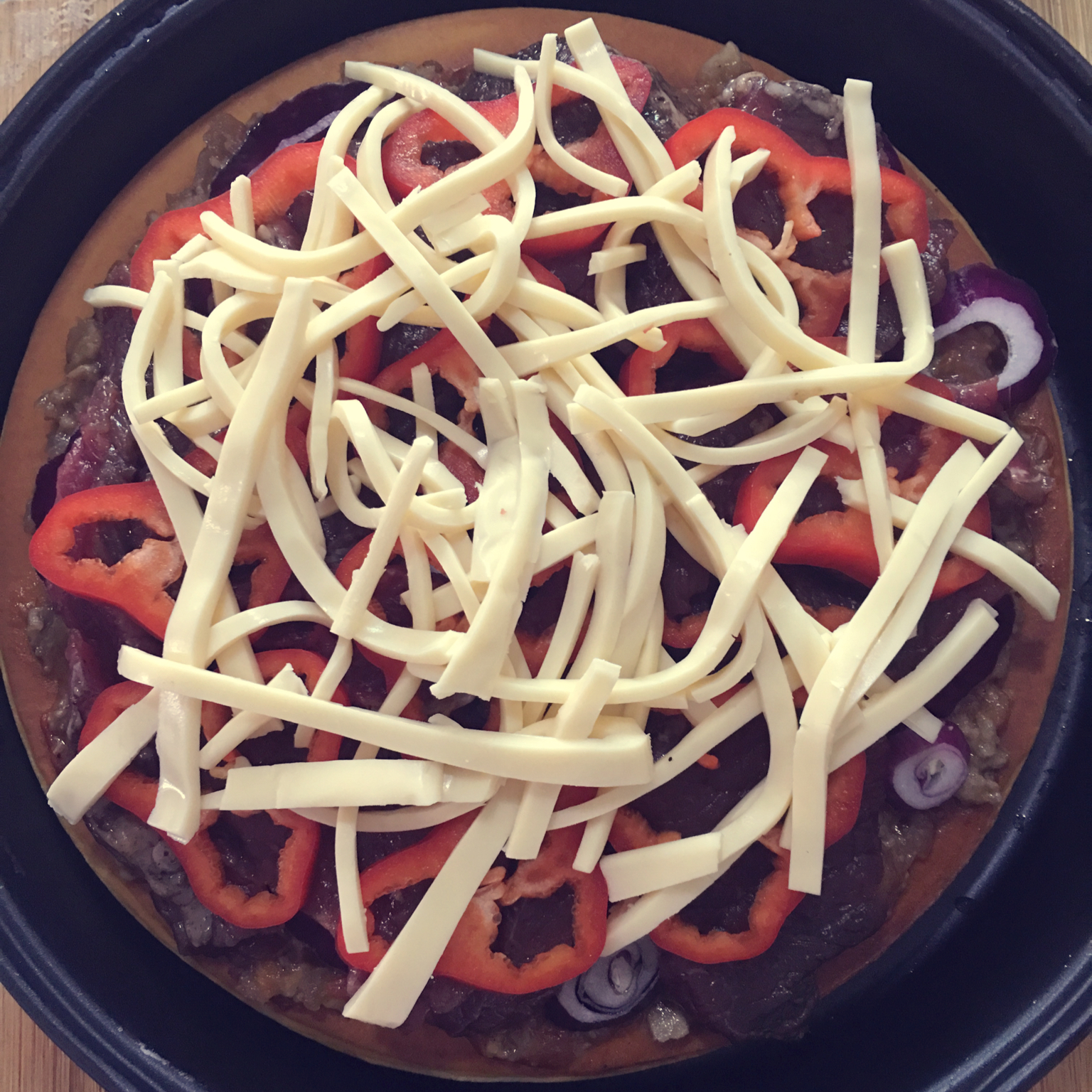 北意脆皮黑胡椒牛肉披萨