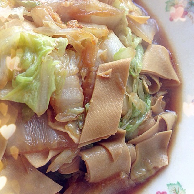 大厨嘎嘎做的白菜炒干豆腐