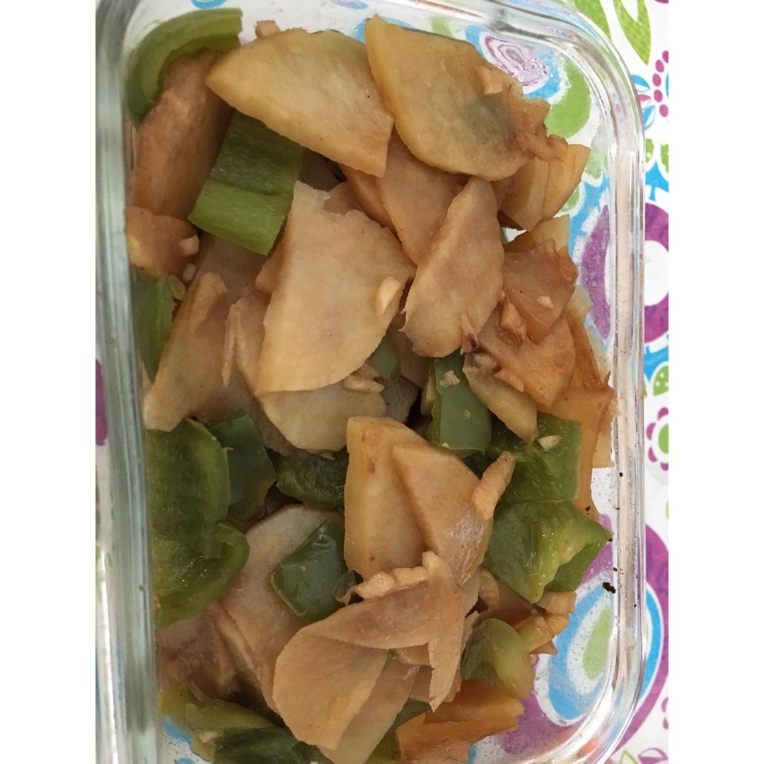青椒炒土豆片