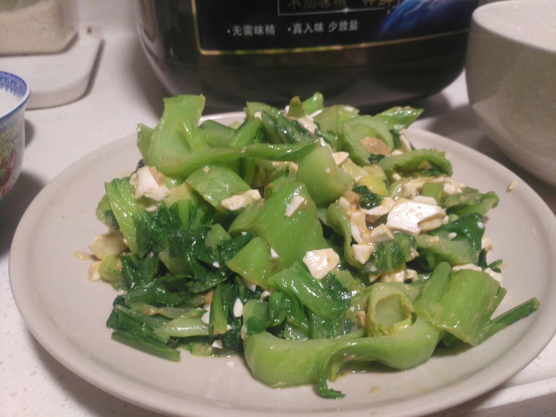 咸蛋炒芥菜的做法