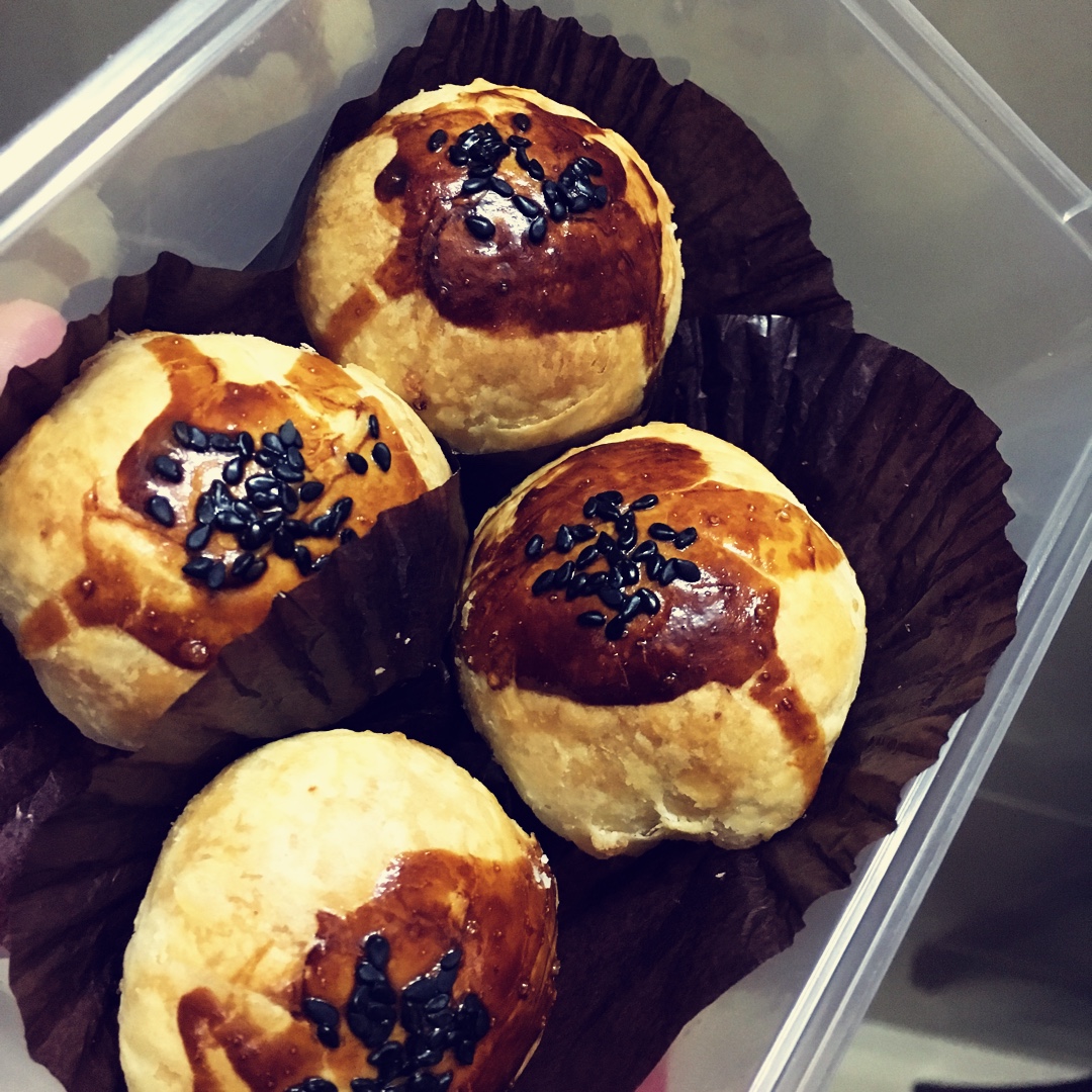 泳式鲜肉榨菜月饼