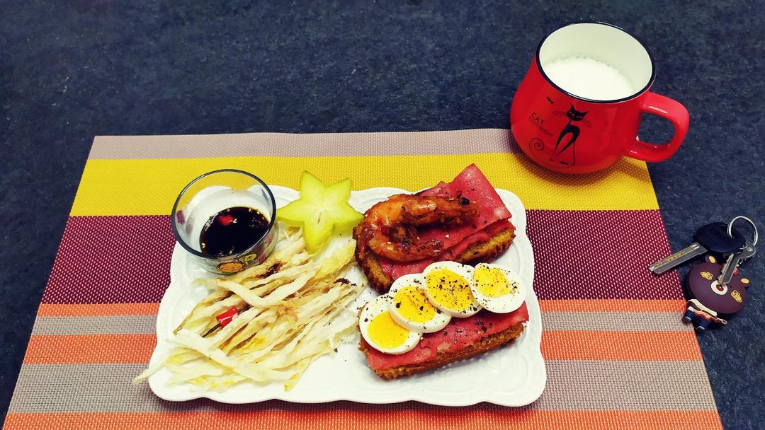 花式吃吐司-酸奶水果