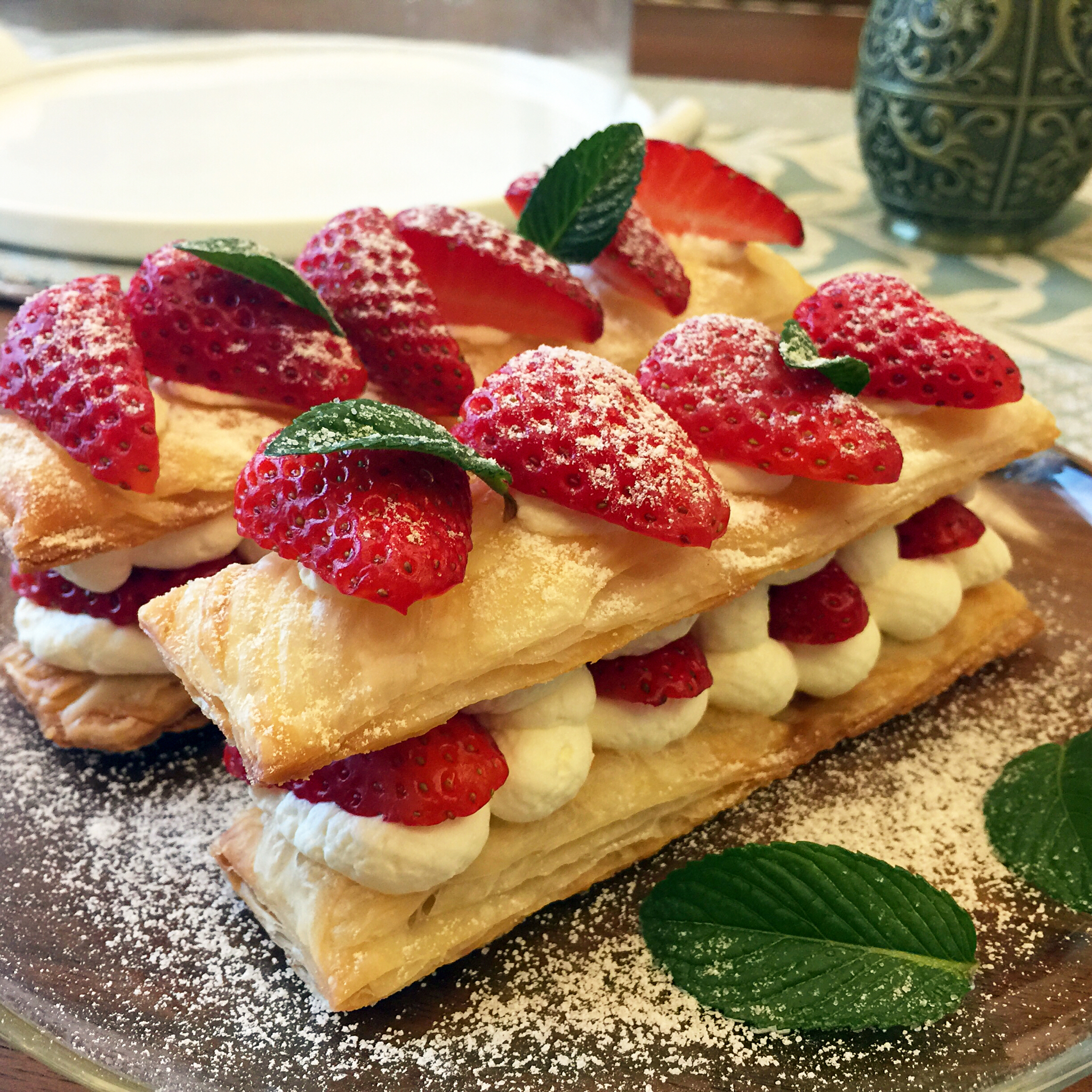 草莓拿破仑（呱呱杯夹馅儿更好吃哟！）