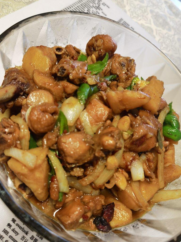 新疆特色大盘鸡（附加皮带面做法）