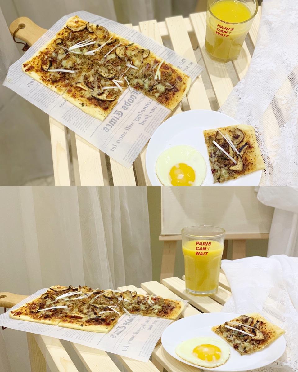 薄饼脆皮火腿pizza