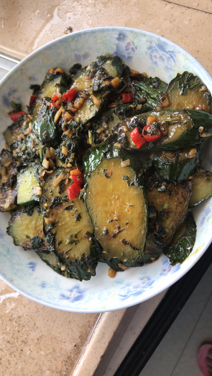 紫苏煎黄瓜