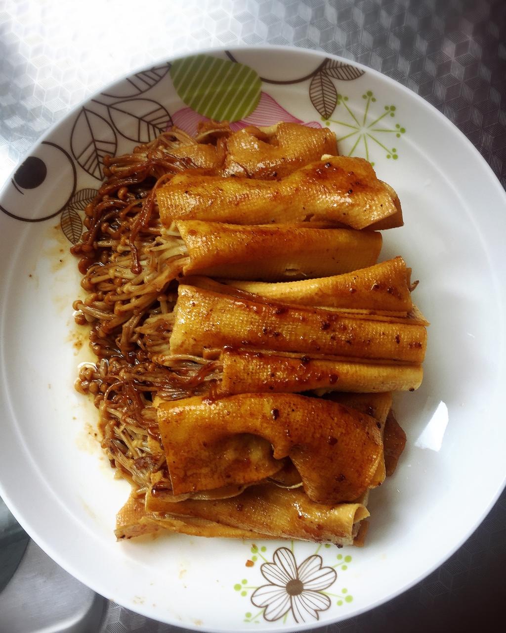 金针菇培根卷