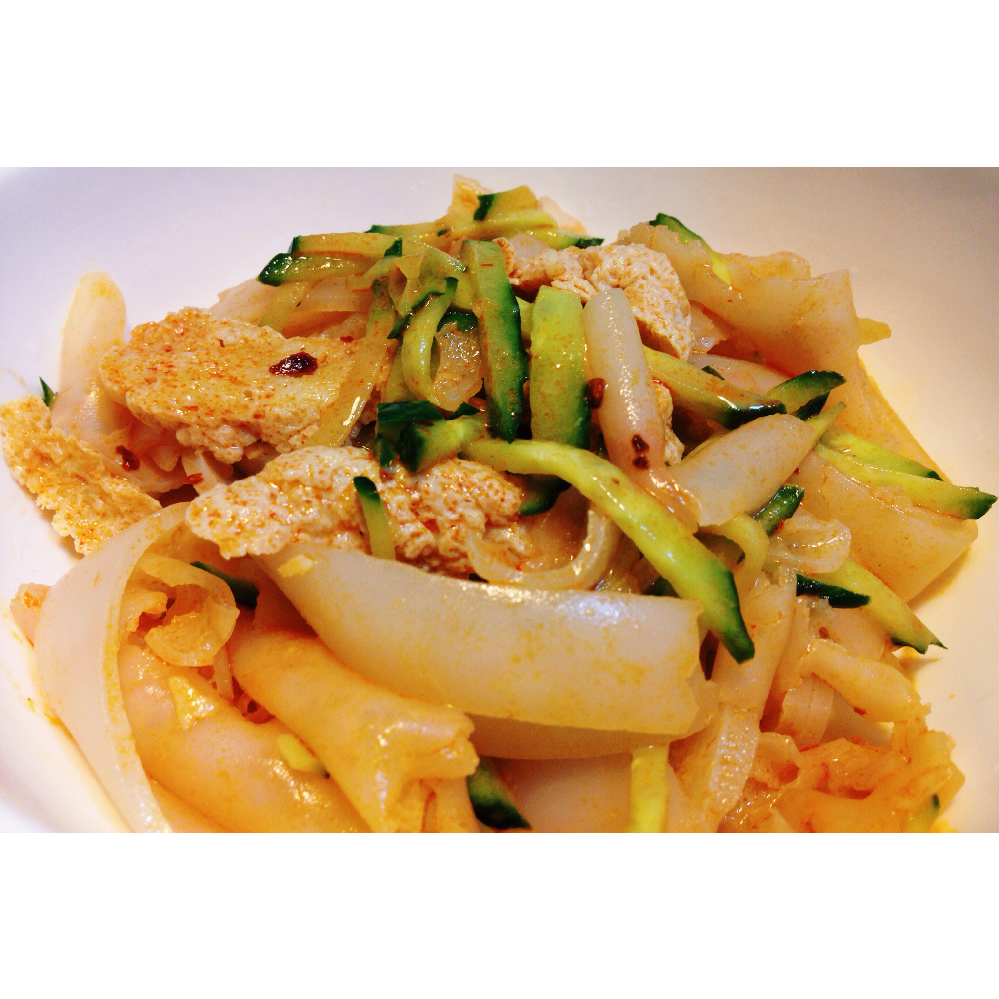 夏蘑菇做的自制凉皮