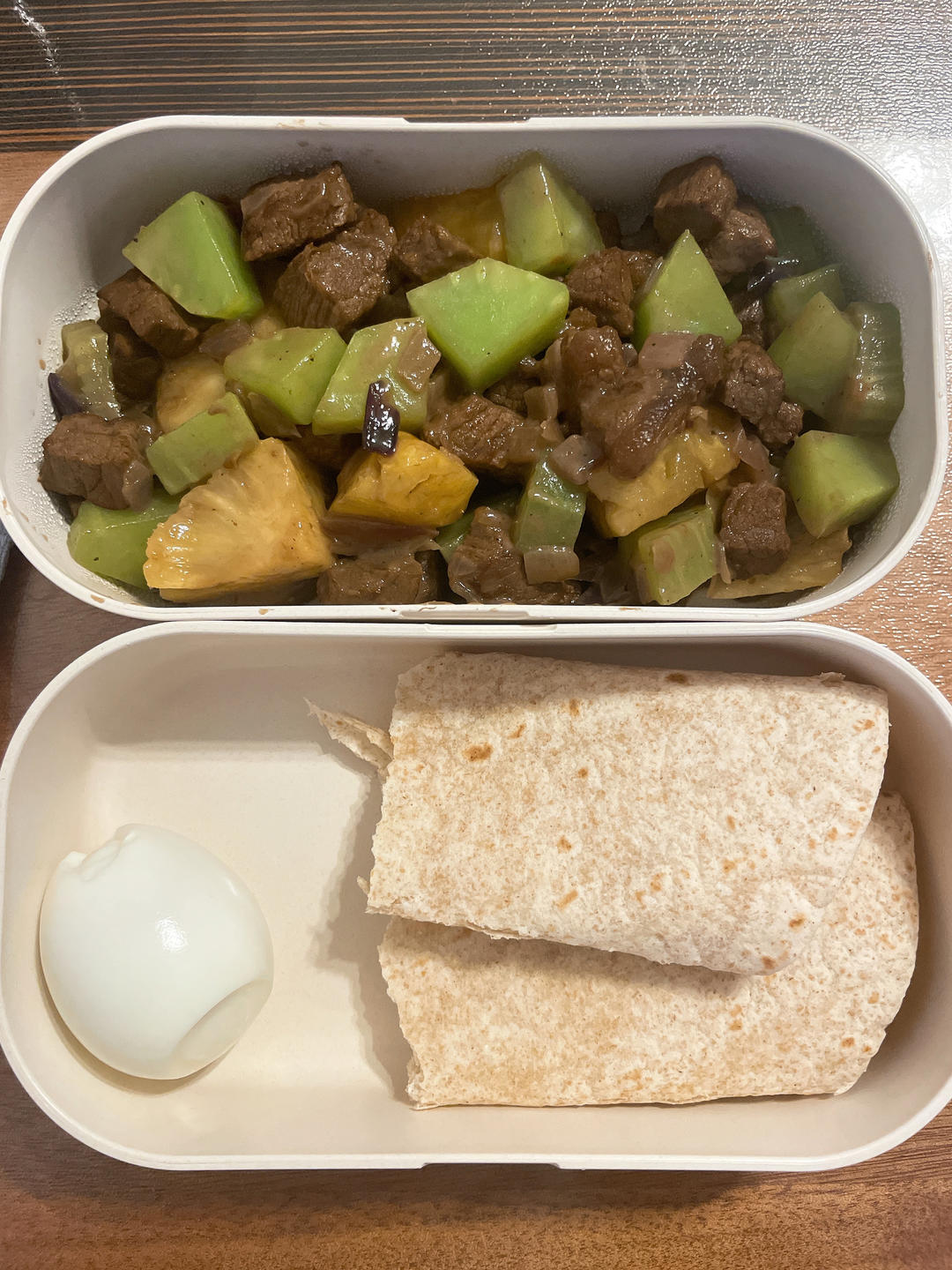 Q版-菠萝牛肉  (杂果肉菜类）