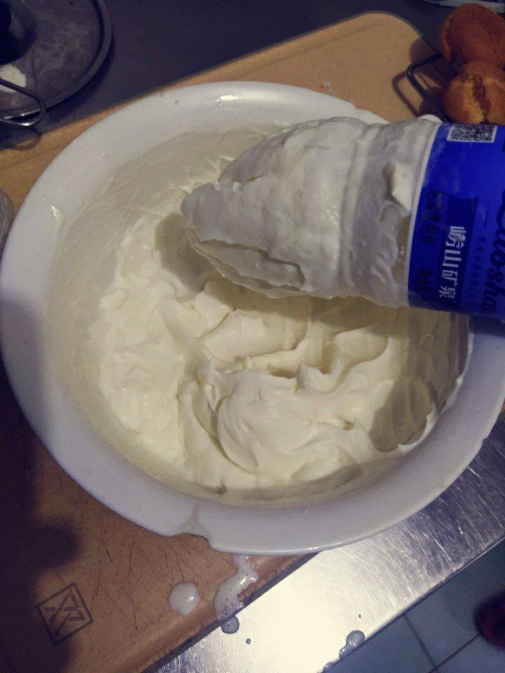 矿泉水瓶打发淡奶油和蛋清，太绝了！