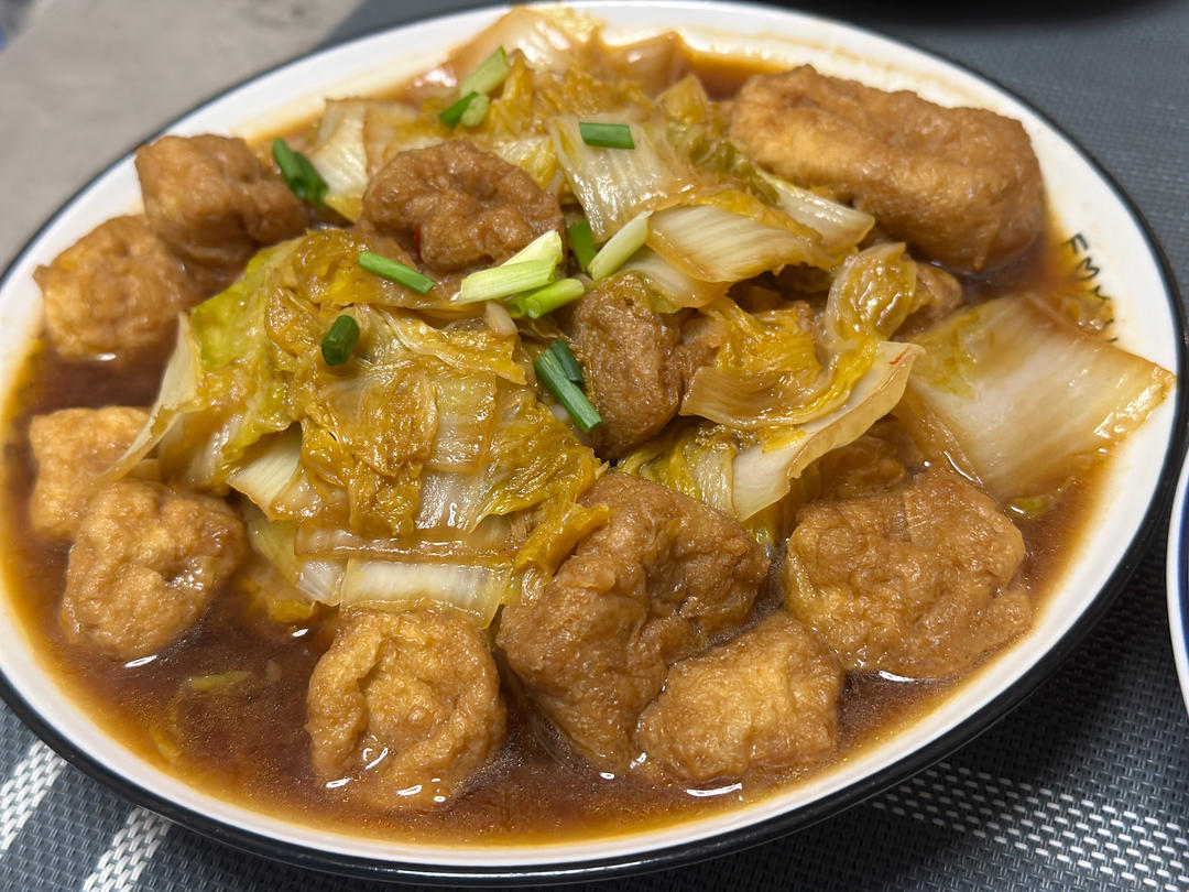 红烧白菜豆泡煲