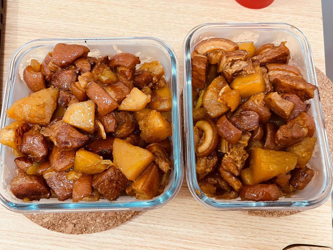 红烧肉炖土豆（丝毫不腻）