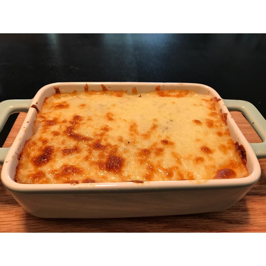 海鲜焗饭 Seafood Fried Rice with Cheesy Topping