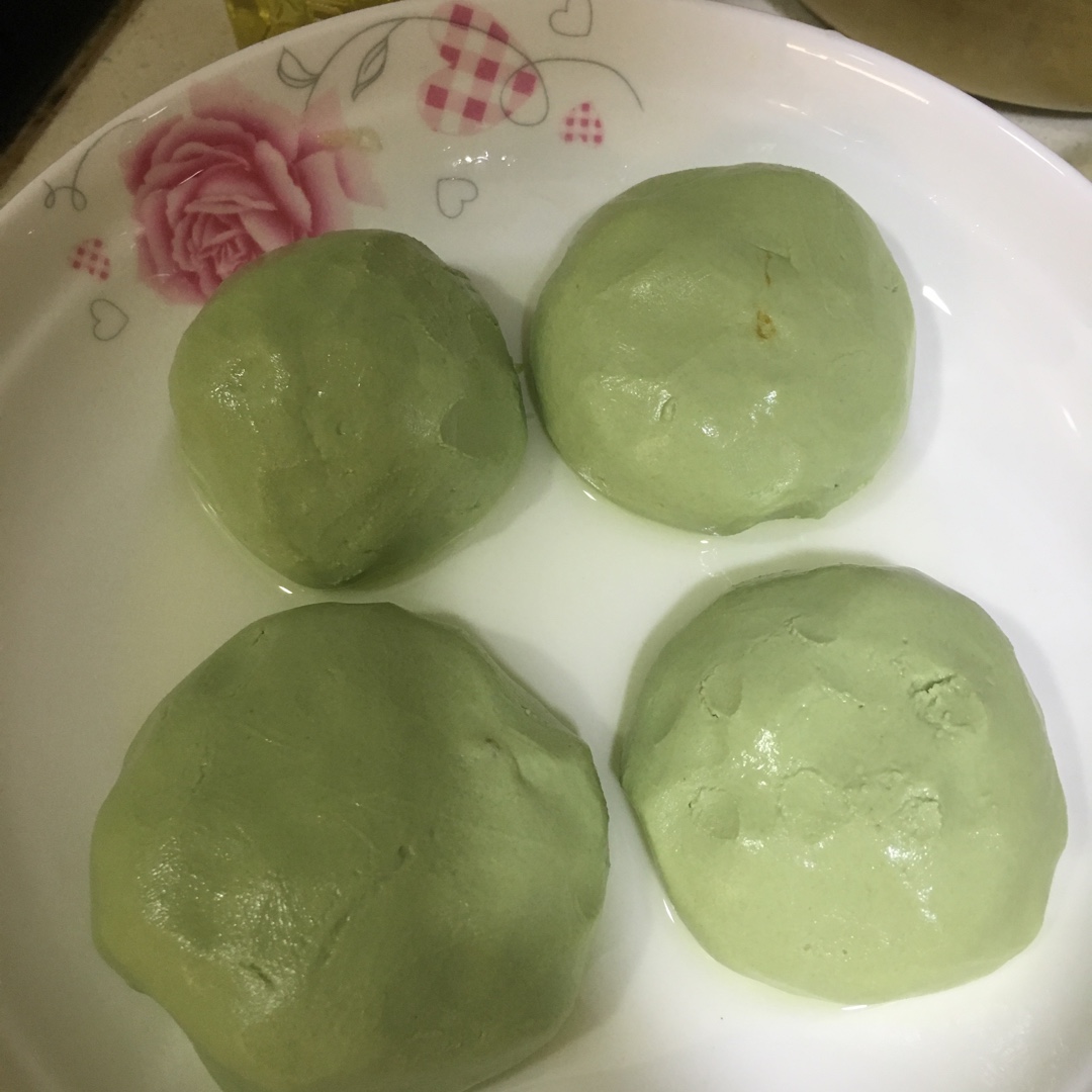 网红青团～～咸蛋黄肉松青团