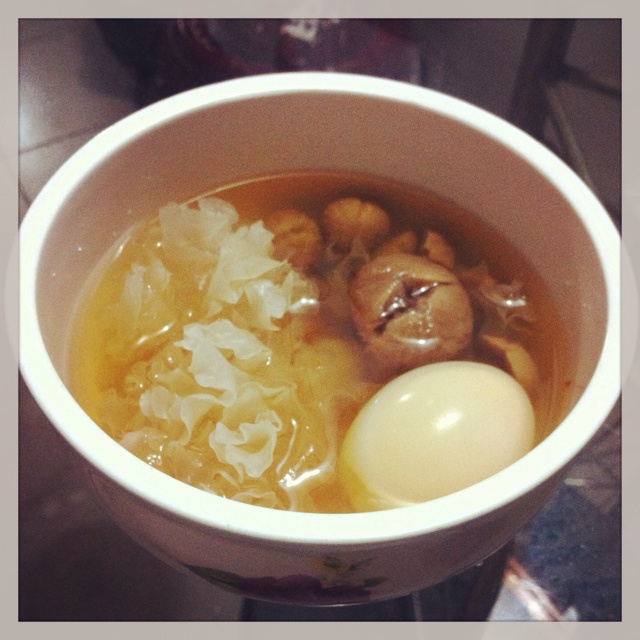 栗子红枣鸡蛋糖水
