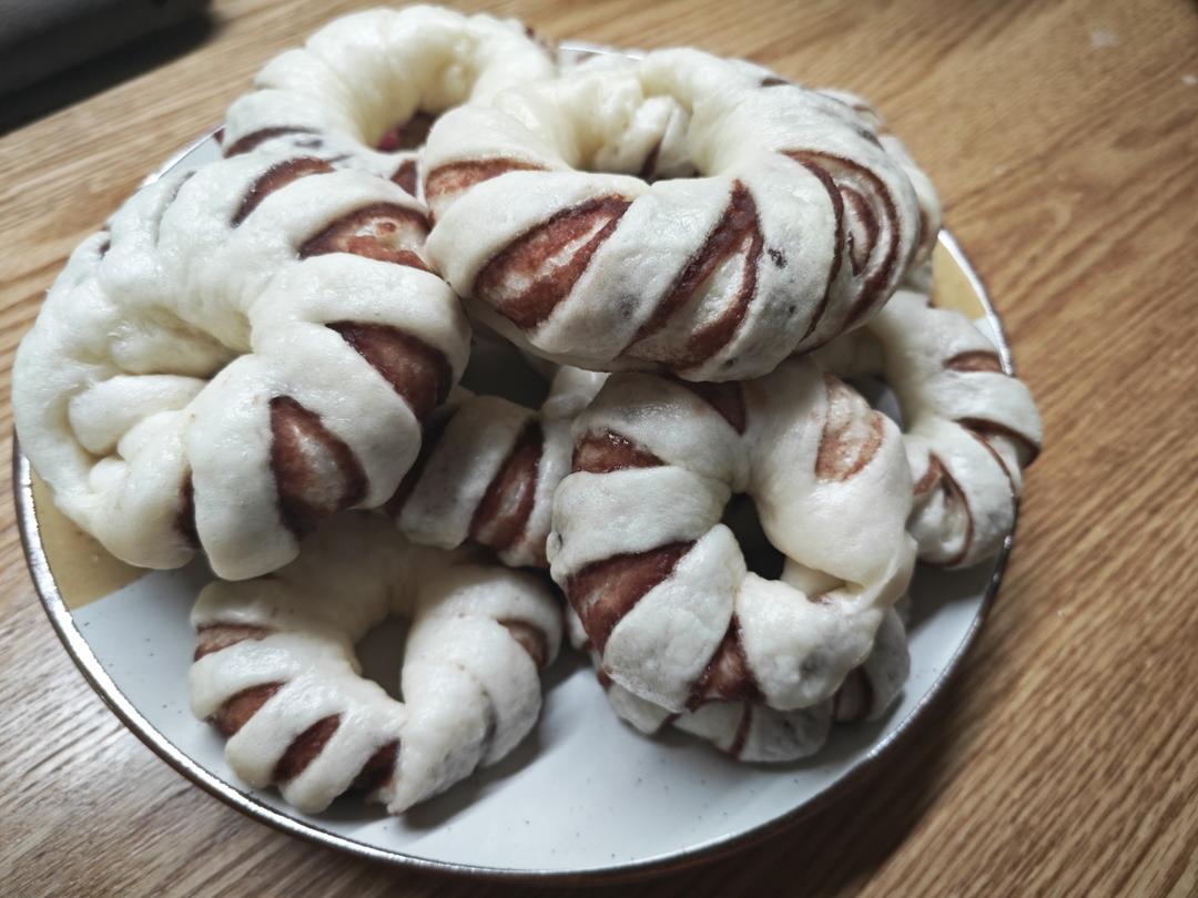 超简单的豆沙花卷