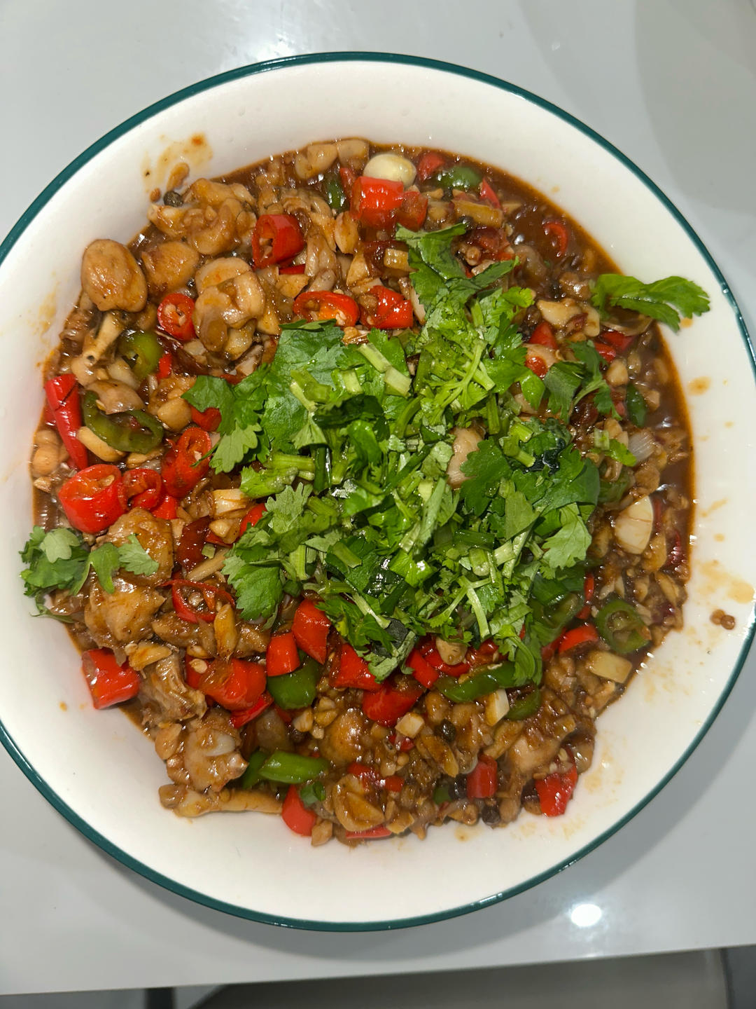 厨师长教你自贡家常菜：“小煎牛蛙”，鲜辣入味，肉质滑嫩