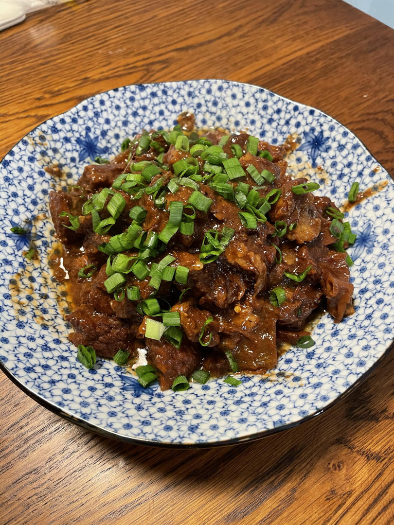 广式焖牛腩