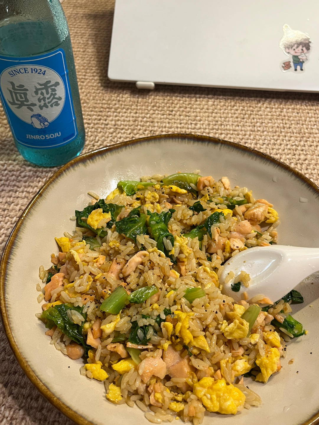 三文鱼碎肉炒饭