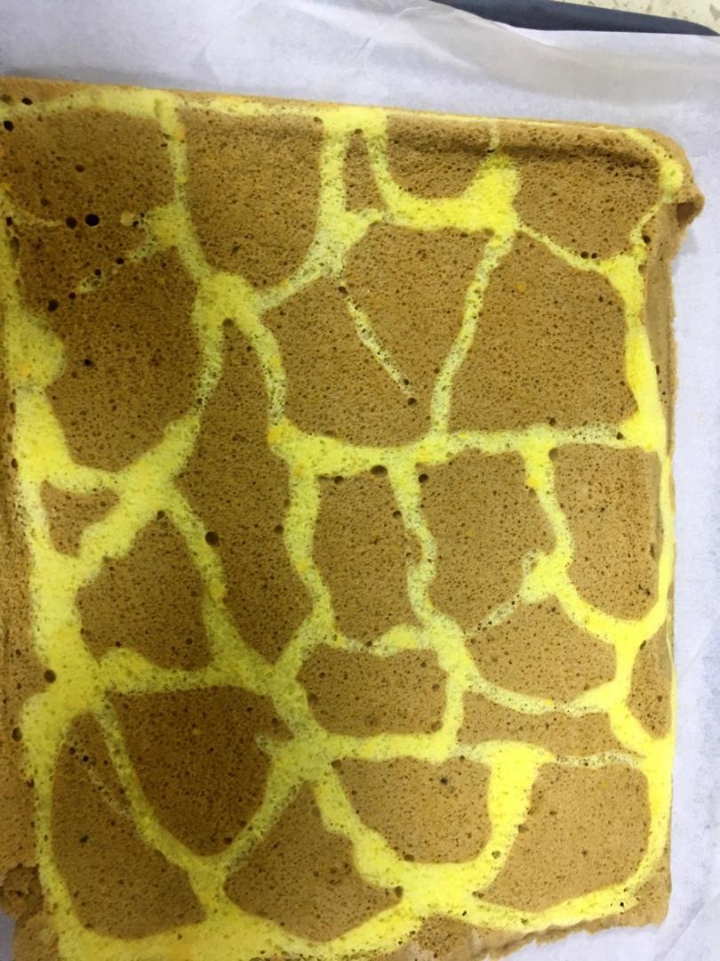长颈鹿花纹奶油蛋糕卷——朴素的蛋糕卷也生动形象了哦