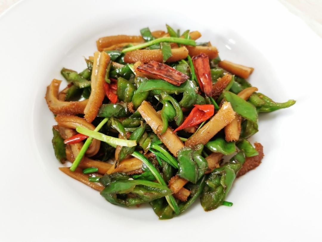 尖椒烧牛肚