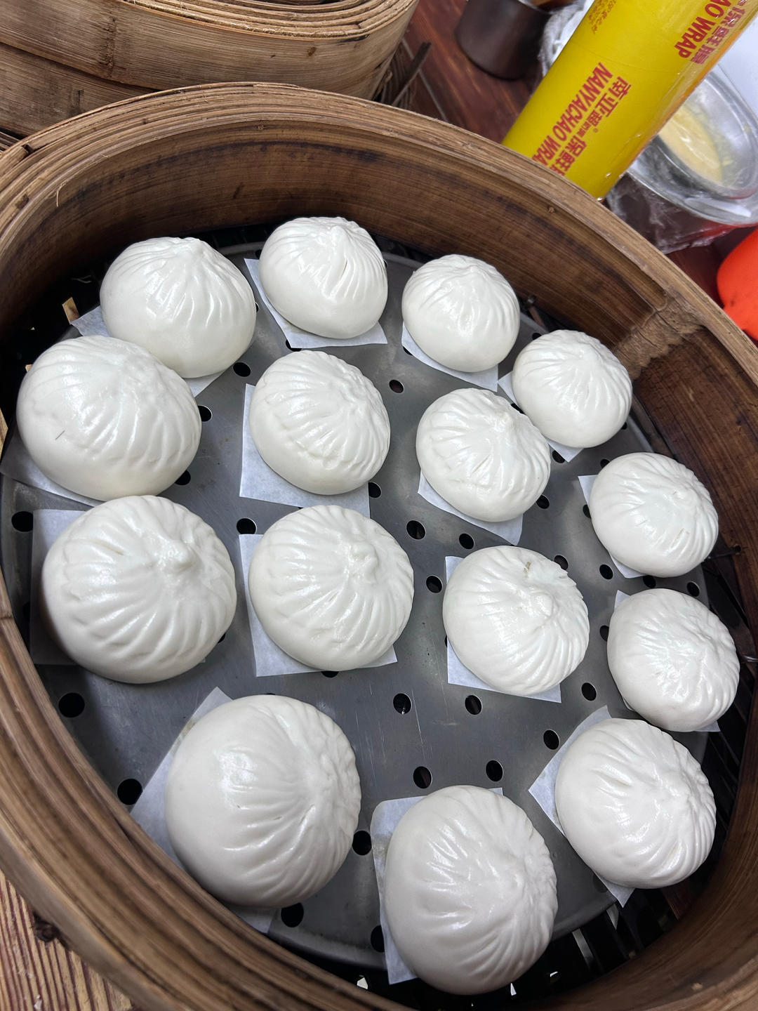 鲜奶红豆包