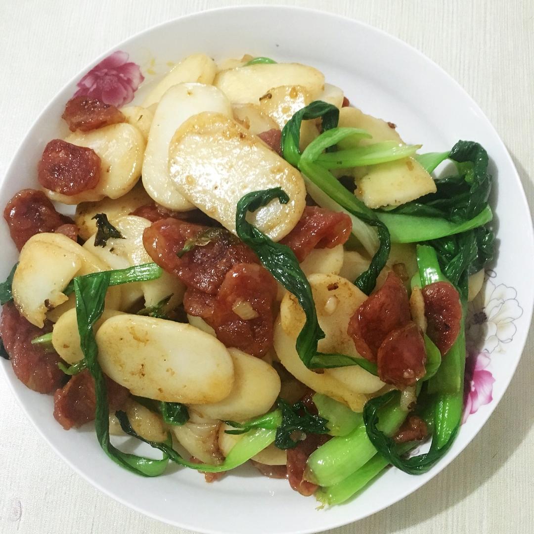 秀才2014做的腊肠炒年糕