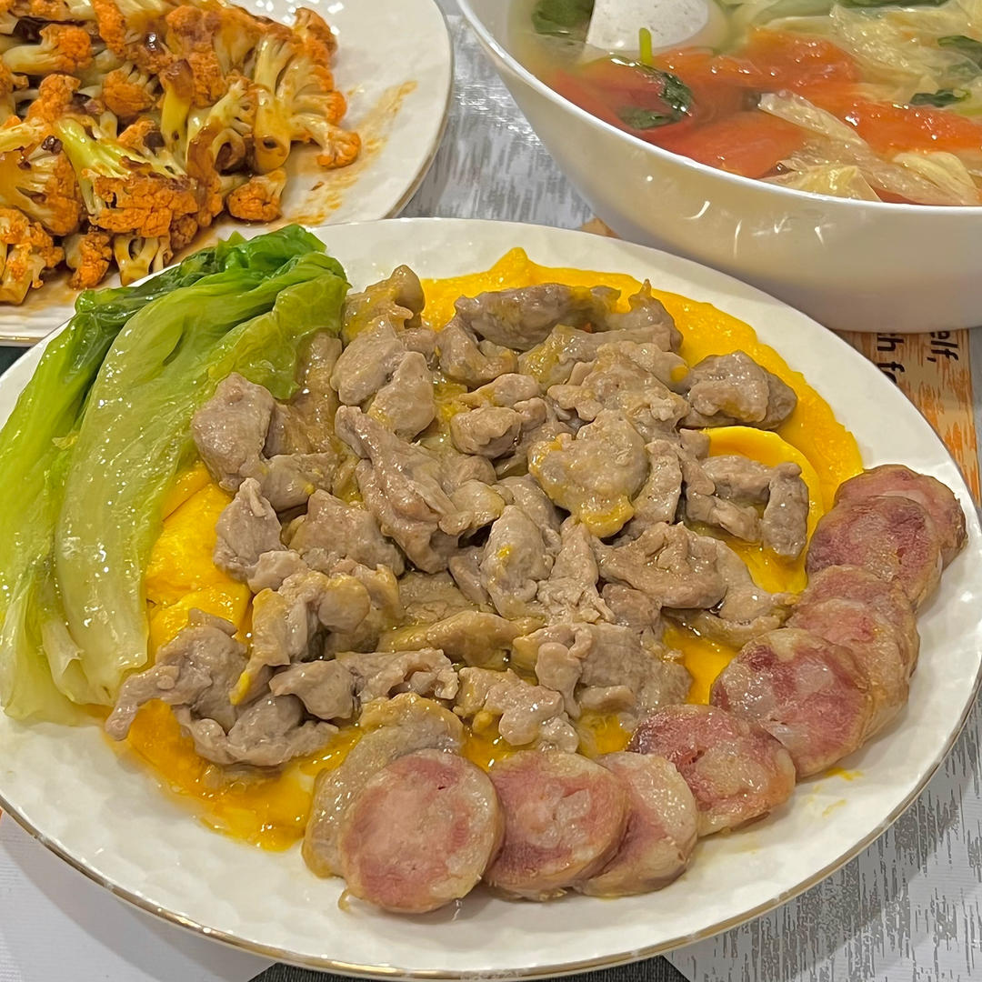 滑蛋牛肉，牛肉滑嫩，鸡蛋松软