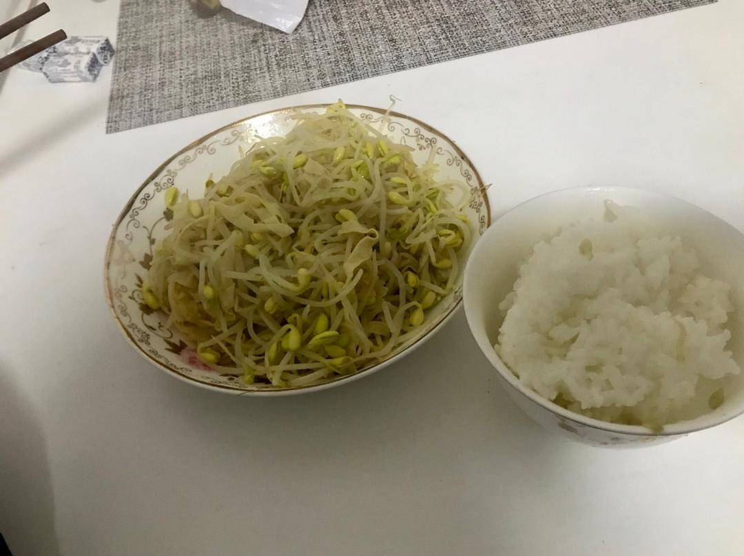 干豆腐炒豆芽